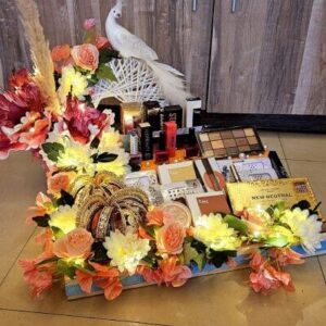 Cosmetics and Bangles Packing - Image 1