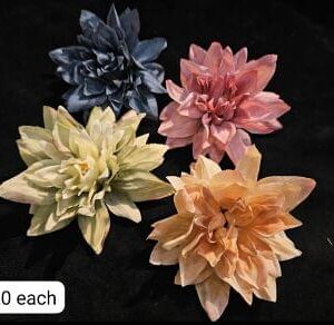 Loose Flowers And Bunches Catalogue 2026 Item 12 - Image 1